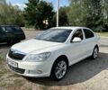 Білий Шкода Октавія, об'ємом двигуна 1.6 л та пробігом 174 тис. км за 6803 $, фото 1 на Automoto.ua