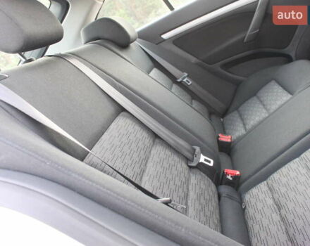 Белый Шкода Октавия, объемом двигателя 1.6 л и пробегом 170 тыс. км за 7450 $, фото 28 на Automoto.ua