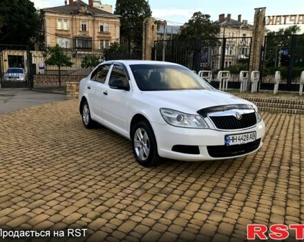 Белый Шкода Октавия, объемом двигателя 1.2 л и пробегом 138 тыс. км за 6700 $, фото 1 на Automoto.ua