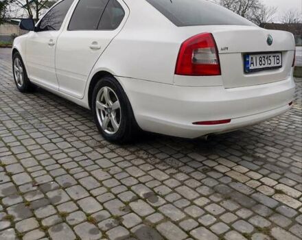 Белый Шкода Октавия, объемом двигателя 1.6 л и пробегом 286 тыс. км за 7500 $, фото 29 на Automoto.ua