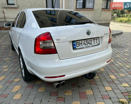 Шкода Октавия 2012 в Одессе на Automoto.ua Белый Шкода Октавия, объемом двигателя 1.97 л и пробегом 314 тыс. км за 9700 $, фото 20 на Automoto.ua