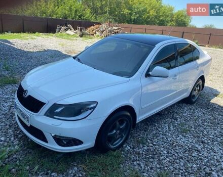 Білий Шкода Октавія, об'ємом двигуна 1.8 л та пробігом 103 тис. км за 8500 $, фото 32 на Automoto.ua