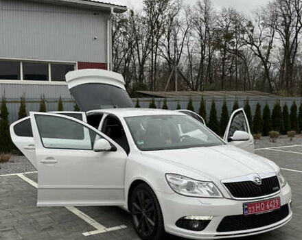 Белый Шкода Октавия, объемом двигателя 1.97 л и пробегом 239 тыс. км за 11999 $, фото 62 на Automoto.ua