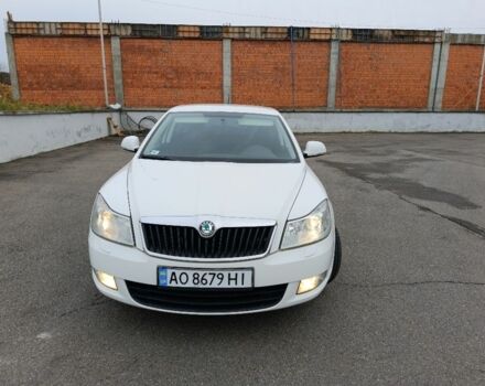 Белый Шкода Октавия, объемом двигателя 1.2 л и пробегом 305 тыс. км за 5900 $, фото 6 на Automoto.ua