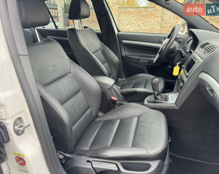 Белый Шкода Октавия, объемом двигателя 1.98 л и пробегом 177 тыс. км за 10550 $, фото 26 на Automoto.ua