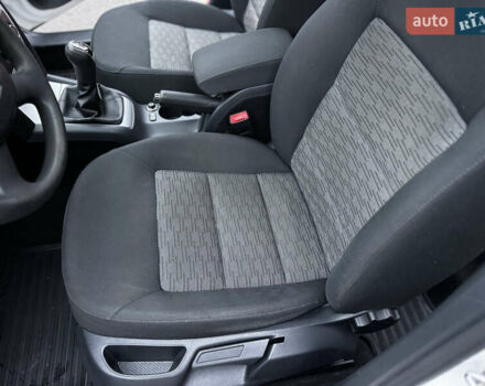 Белый Шкода Октавия, объемом двигателя 1.8 л и пробегом 37 тыс. км за 10900 $, фото 47 на Automoto.ua