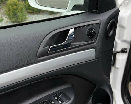 Белый Шкода Октавия, объемом двигателя 1.97 л и пробегом 239 тыс. км за 11999 $, фото 37 на Automoto.ua