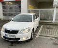 Білий Шкода Октавія, об'ємом двигуна 1.6 л та пробігом 294 тис. км за 7100 $, фото 1 на Automoto.ua
