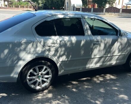 Белый Шкода Октавия, объемом двигателя 2 л и пробегом 256 тыс. км за 9800 $, фото 3 на Automoto.ua