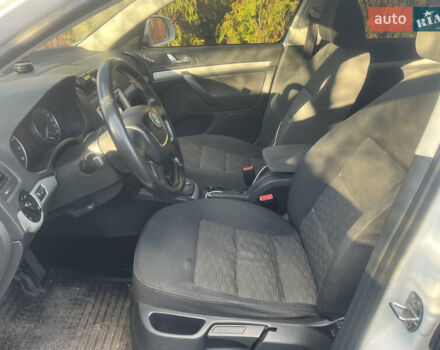 Белый Шкода Октавия, объемом двигателя 1.6 л и пробегом 186 тыс. км за 7700 $, фото 5 на Automoto.ua