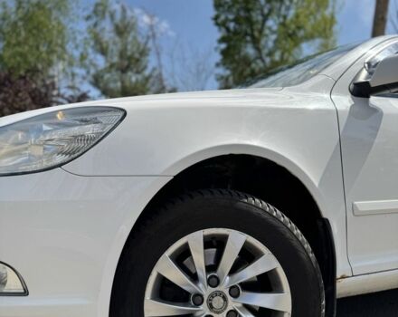 Білий Шкода Октавія, об'ємом двигуна 1.6 л та пробігом 180 тис. км за 7800 $, фото 4 на Automoto.ua