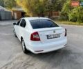 Шкода Октавия 2012 в Днепре (Днепропетровске) на Automoto.ua Белый Шкода Октавия, объемом двигателя 1.8 л и пробегом 167 тыс. км за 6700 $, фото 10 на Automoto.ua