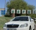 Білий Шкода Октавія, об'ємом двигуна 1.6 л та пробігом 180 тис. км за 7800 $, фото 1 на Automoto.ua