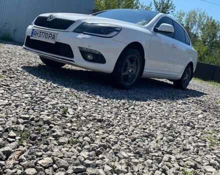 Білий Шкода Октавія, об'ємом двигуна 1.8 л та пробігом 103 тис. км за 8500 $, фото 10 на Automoto.ua