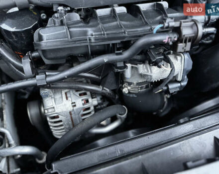 Белый Шкода Октавия, объемом двигателя 1.8 л и пробегом 37 тыс. км за 10900 $, фото 29 на Automoto.ua