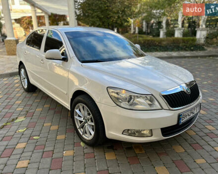 Шкода Октавия 2012 в Одессе на Automoto.ua Белый Шкода Октавия, объемом двигателя 1.97 л и пробегом 314 тыс. км за 9700 $, фото 36 на Automoto.ua