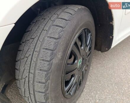 Білий Шкода Октавія, об'ємом двигуна 1.2 л та пробігом 305 тис. км за 5900 $, фото 7 на Automoto.ua