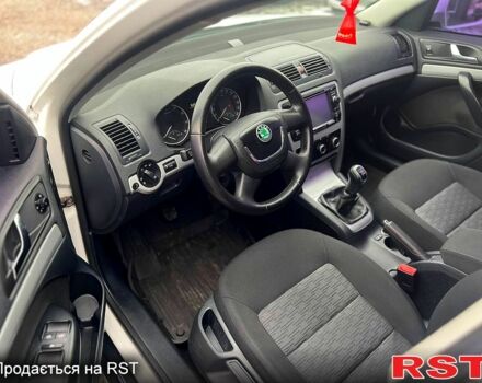 Белый Шкода Октавия, объемом двигателя 1.8 л и пробегом 249 тыс. км за 7499 $, фото 6 на Automoto.ua