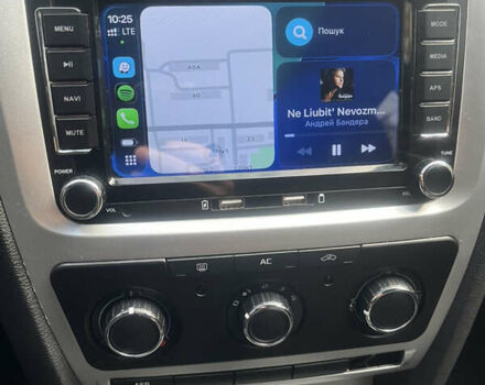 Белый Шкода Октавия, объемом двигателя 1.6 л и пробегом 186 тыс. км за 7700 $, фото 12 на Automoto.ua