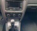 Белый Шкода Октавия, объемом двигателя 1.6 л и пробегом 281 тыс. км за 7500 $, фото 11 на Automoto.ua