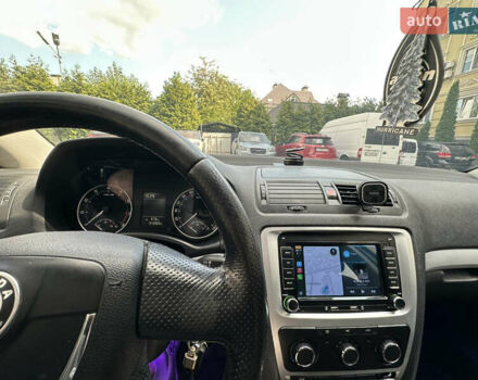 Белый Шкода Октавия, объемом двигателя 1.6 л и пробегом 344 тыс. км за 6800 $, фото 7 на Automoto.ua