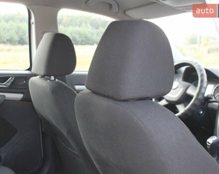 Белый Шкода Октавия, объемом двигателя 1.6 л и пробегом 170 тыс. км за 7450 $, фото 31 на Automoto.ua