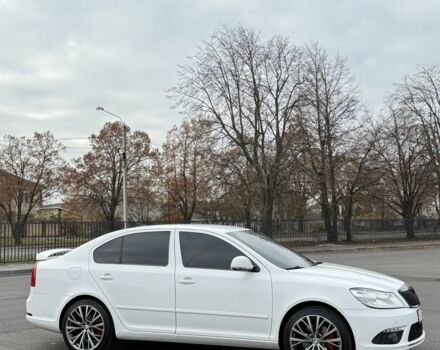 Білий Шкода Октавія, об'ємом двигуна 2 л та пробігом 202 тис. км за 11200 $, фото 3 на Automoto.ua