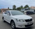 Белый Шкода Октавия, объемом двигателя 1.8 л и пробегом 220 тыс. км за 6781 $, фото 1 на Automoto.ua