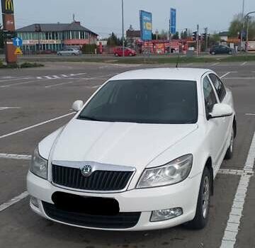 Білий Шкода Октавія, об'ємом двигуна 1.6 л та пробігом 198 тис. км за 7263 $, фото 5 на Automoto.ua