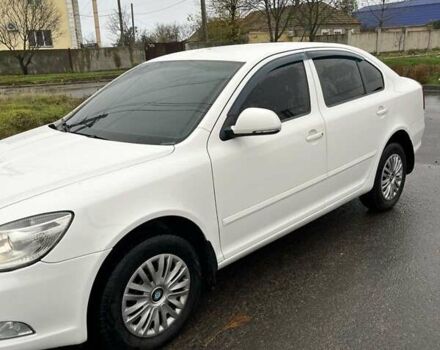 Белый Шкода Октавия, объемом двигателя 1.6 л и пробегом 272 тыс. км за 6800 $, фото 1 на Automoto.ua