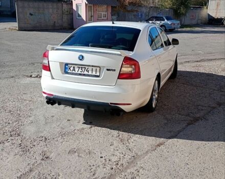 Білий Шкода Октавія, об'ємом двигуна 1.8 л та пробігом 164 тис. км за 9000 $, фото 1 на Automoto.ua