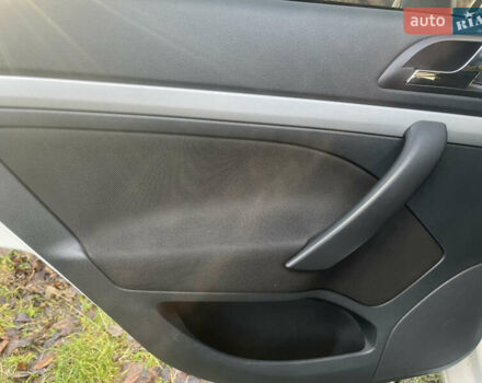 Белый Шкода Октавия, объемом двигателя 1.6 л и пробегом 186 тыс. км за 7700 $, фото 19 на Automoto.ua