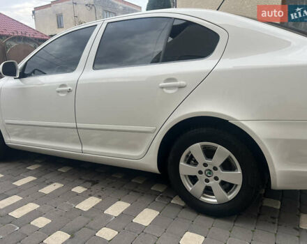 Білий Шкода Октавія, об'ємом двигуна 1.6 л та пробігом 313 тис. км за 7950 $, фото 20 на Automoto.ua