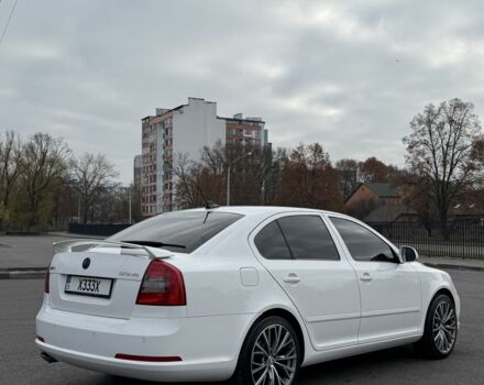 Білий Шкода Октавія, об'ємом двигуна 2 л та пробігом 202 тис. км за 11200 $, фото 6 на Automoto.ua