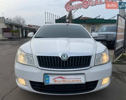 Белый Шкода Октавия, объемом двигателя 1.6 л и пробегом 273 тыс. км за 7299 $, фото 1 на Automoto.ua