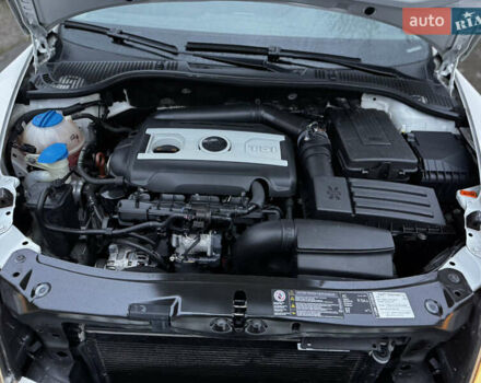 Белый Шкода Октавия, объемом двигателя 1.8 л и пробегом 37 тыс. км за 10900 $, фото 34 на Automoto.ua