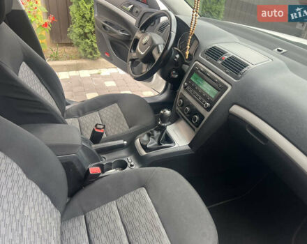 Білий Шкода Октавія, об'ємом двигуна 1.6 л та пробігом 313 тис. км за 7950 $, фото 42 на Automoto.ua