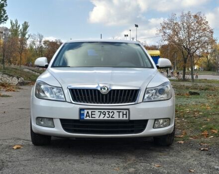 Белый Шкода Октавия, объемом двигателя 2 л и пробегом 180 тыс. км за 8700 $, фото 1 на Automoto.ua