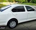 Белый Шкода Октавия, объемом двигателя 1.6 л и пробегом 83 тыс. км за 8700 $, фото 3 на Automoto.ua