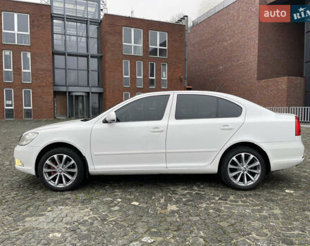 Белый Шкода Октавия, объемом двигателя 1.8 л и пробегом 188 тыс. км за 6500 $, фото 6 на Automoto.ua