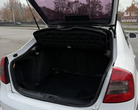 Білий Шкода Октавія, об'ємом двигуна 2 л та пробігом 202 тис. км за 11200 $, фото 19 на Automoto.ua