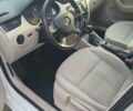 Белый Шкода Октавия, объемом двигателя 1.6 л и пробегом 218 тыс. км за 9700 $, фото 10 на Automoto.ua