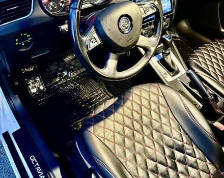 Білий Шкода Октавія, об'ємом двигуна 2 л та пробігом 305 тис. км за 12700 $, фото 6 на Automoto.ua