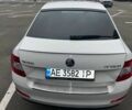 Белый Шкода Октавия, объемом двигателя 1.8 л и пробегом 217 тыс. км за 10000 $, фото 1 на Automoto.ua
