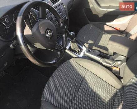 Белый Шкода Октавия, объемом двигателя 1.4 л и пробегом 348 тыс. км за 8700 $, фото 9 на Automoto.ua