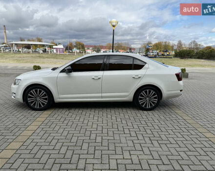 Шкода Октавия 2013 в Мукачеве на Automoto.ua Белый Шкода Октавия, объемом двигателя 1.6 л и пробегом 325 тыс. км за 10999 $, фото 2 на Automoto.ua