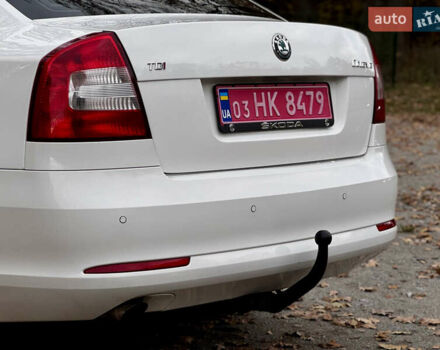 Шкода Октавія 2013 у Вінниці на Automoto.ua Білий Шкода Октавія, об'ємом двигуна 2 л та пробігом 223 тис. км за 10600 $, фото 15 на Automoto.ua