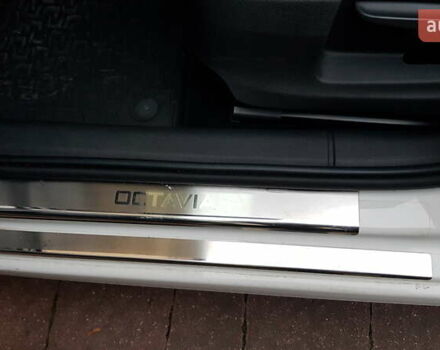 Білий Шкода Октавія, об'ємом двигуна 1.4 л та пробігом 193 тис. км за 11900 $, фото 22 на Automoto.ua