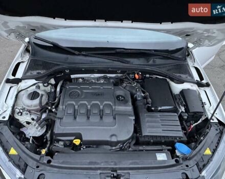 Білий Шкода Октавія, об'ємом двигуна 1.6 л та пробігом 227 тис. км за 10900 $, фото 7 на Automoto.ua