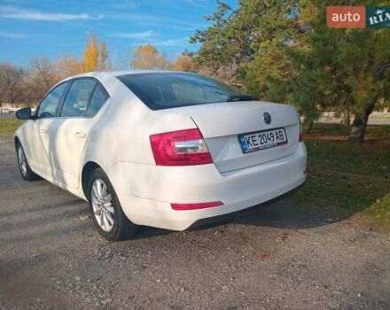 Белый Шкода Октавия, объемом двигателя 1.6 л и пробегом 218 тыс. км за 9700 $, фото 2 на Automoto.ua